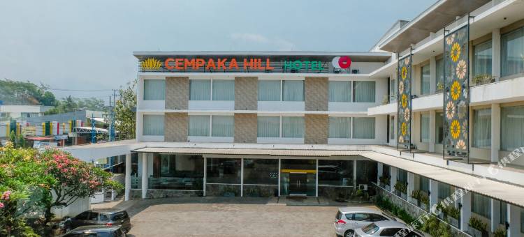 Townhouse Oak Series Style Hotel Cempaka Hill图片
