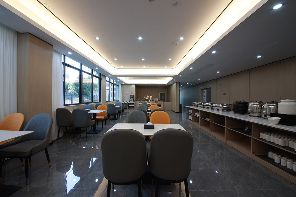 Sakura Four Seasons Hotel Over view