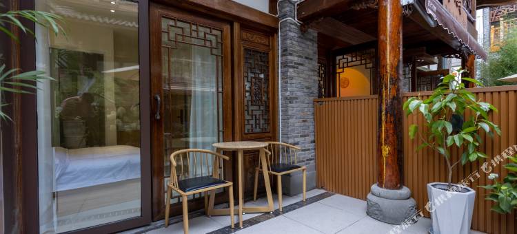 千屿精品民宿(都江堰景区店)图片