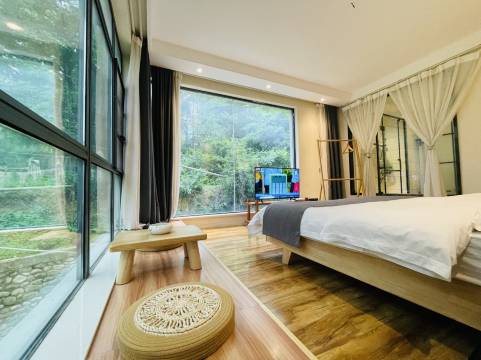 天堂寨乔帮煮民宿