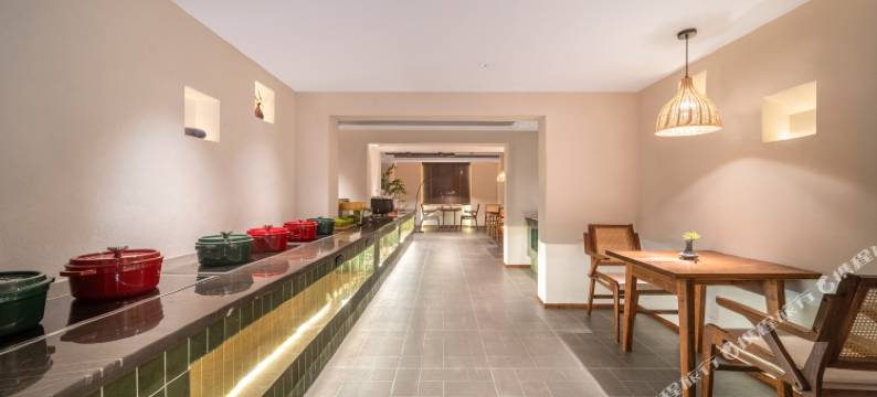 静泊容慢酒店(郑州东风路正弘城店)图片