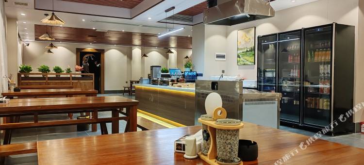 汤里泉韵山庄图片