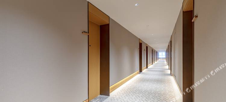 全季酒店(乌鲁木齐天山国际机场砂之船奥莱店)图片