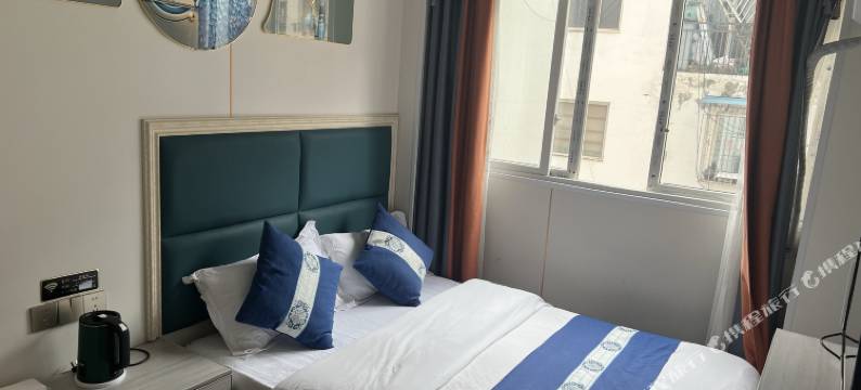 雅江峡谷观景商务民宿图片