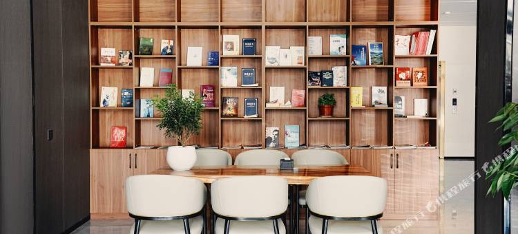 汇峰酒店(珠峰小镇店)图片