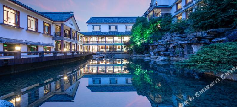 杭州金浦万和伴山酒店(超山风景区店)图片