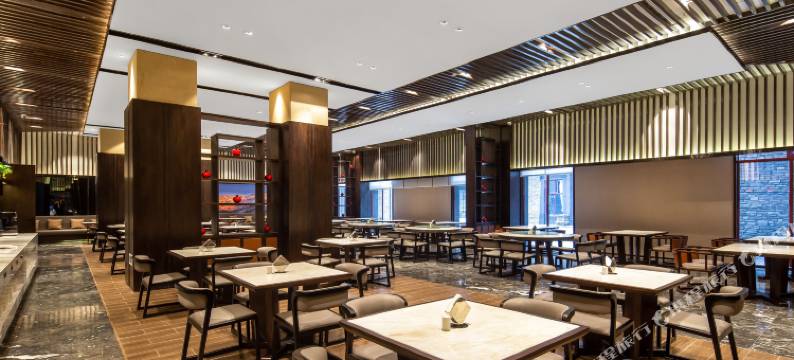 稻城亚丁华景文澜酒店图片