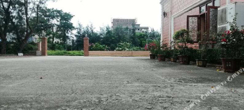 东兴火凤凰酒店(万尾金滩店)图片