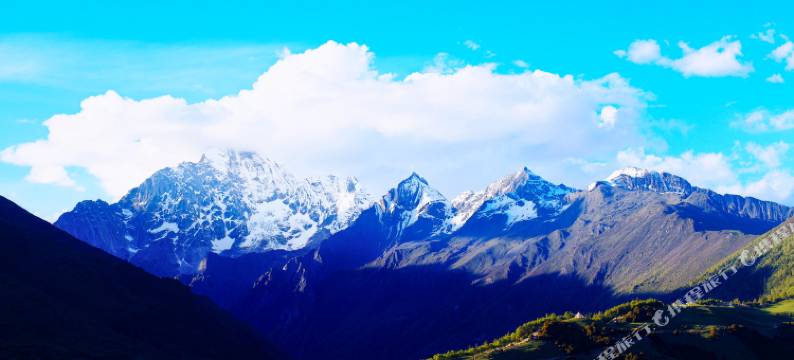 嘉绒倾城民宿(四姑娘山双桥沟景区店)图片