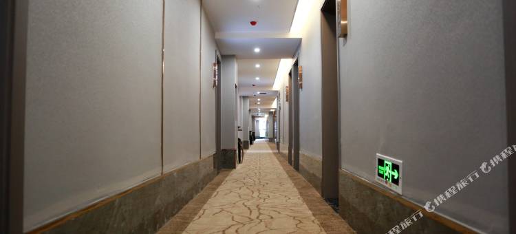 雅雲酒店(大竹县政府煌歌广场店)图片