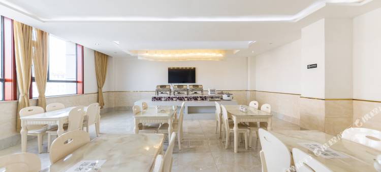 途窝假日酒店(华亭汽车站客运中心店)图片