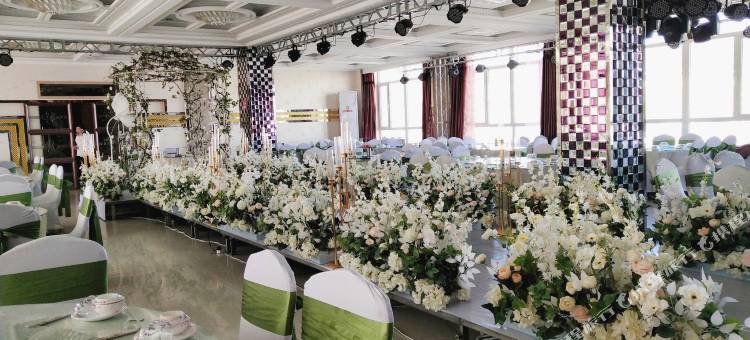 喀喇沁旗盛世东方酒店图片