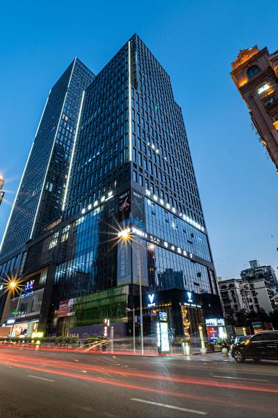 7酒店价格蔚徕酒店(重庆观音桥北城天街店)观音桥|距字水中学教师楼
