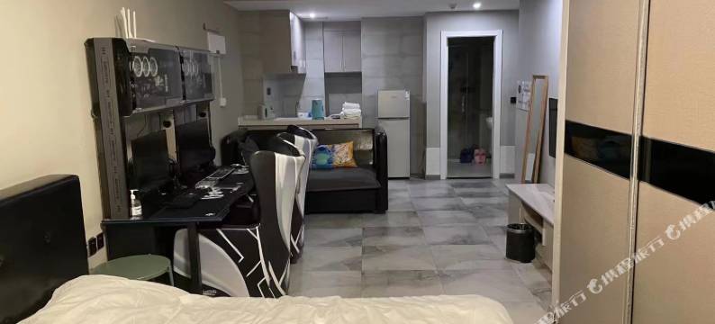 黄岛硬核电竞公寓图片
