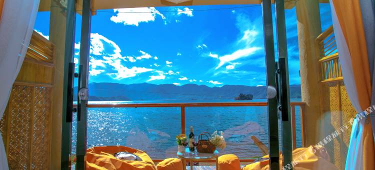 泸沽湖山水见·湖景酒店(达祖码头店)图片