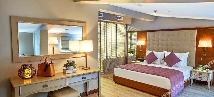 雷娜塔精品套房酒店(Renata Boutique Hotel)图片