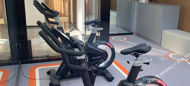 万澳酒店(西安丈八一路地铁站锦业路店)图片