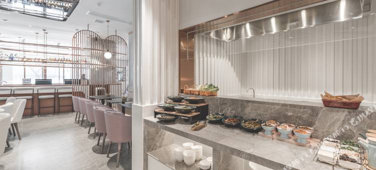 南通濠河风景区电视塔亚朵X酒店图片