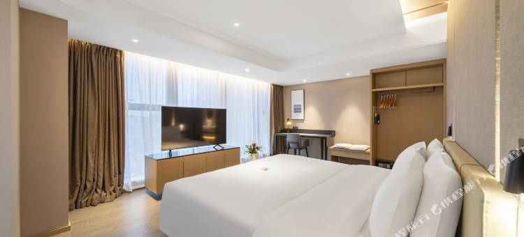 雅安高铁站时代天街亚朵酒店图片