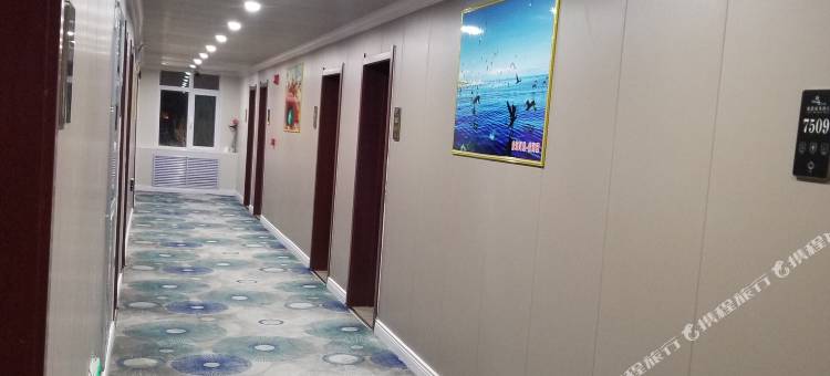 海西大柴旦聚鑫商务酒店(翡翠步行街店)图片