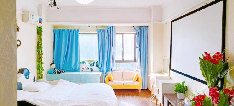 VV江景电竞影院公寓(积玉桥地铁站店)图片