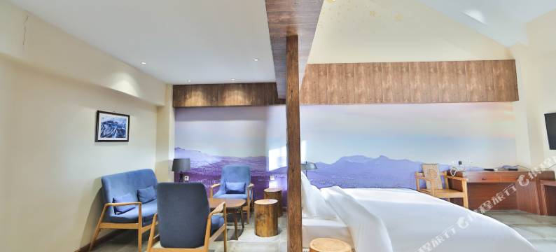 初熹山居里酒店(长白山北坡集散中心云顶市集店)图片