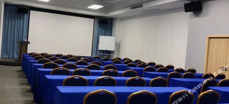 格菲南宁朝阳广场南湖公园酒店图片