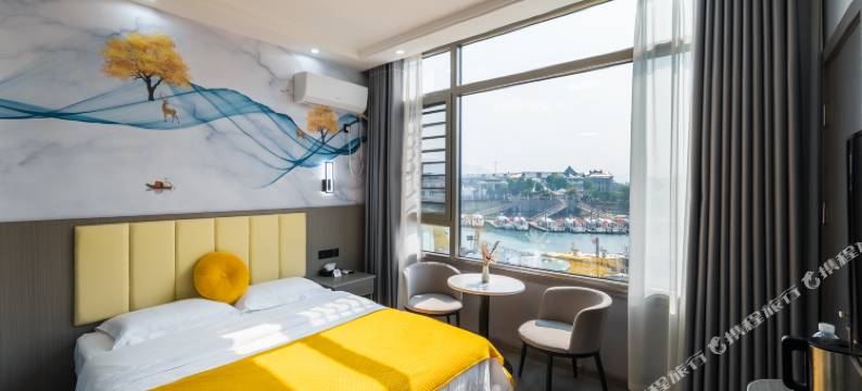 仙岛·湖畔湖景主题酒店图片