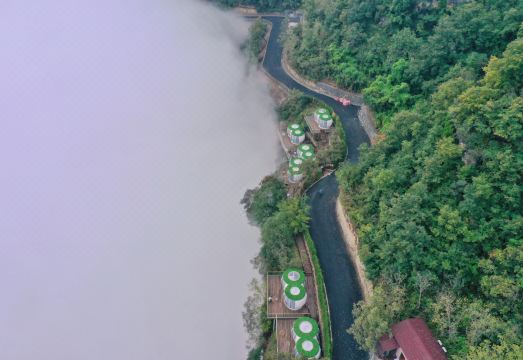 Yunfeng Xingsu Hotel Overview