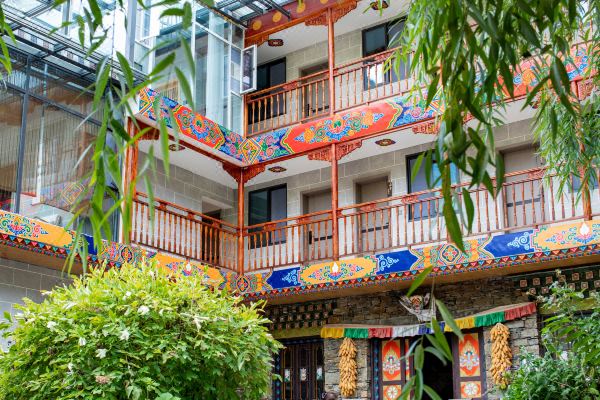 甘堡藏寨晶吉.茶马驿馆民宿预订价格,联系电话位置地址【携程酒店】