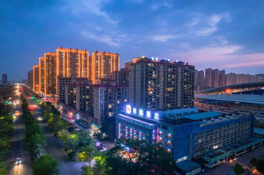 怡达酒店(钦州体育中心东站店)