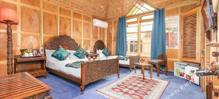 克什米尔王子豪华水上别墅(Prince of Kashmir Luxury Houseboat)图片