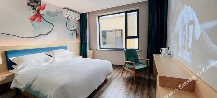 君悦优选电竞酒店(包头火车站店)图片