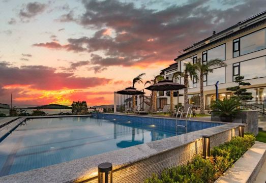 JIASHANYUANMINSU Hotel Overview