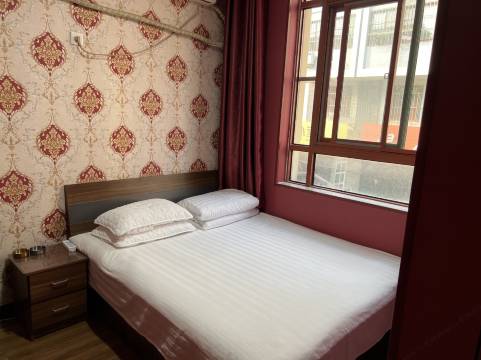 源泉舒适商务宾馆(平原金街店)