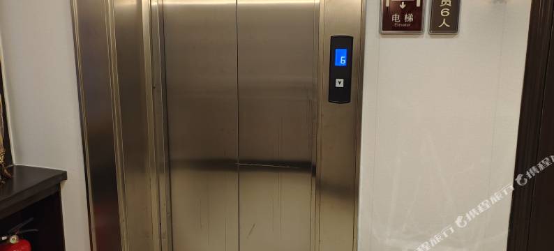 东港樱花宾馆图片