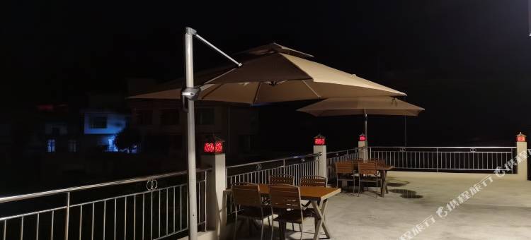余家别院民宿(仰天湖店)图片