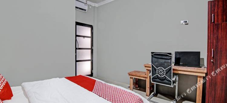 OYO 努尔伊斯兰旅馆(Hotel O Penginapan Noer Syariah)图片