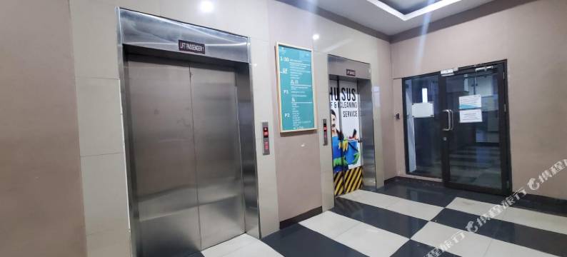 O酒店塔曼萨丽全景公寓-由安瓦尔管理(Hotel O Tamansari Panoramic Apartment by Anwar)图片