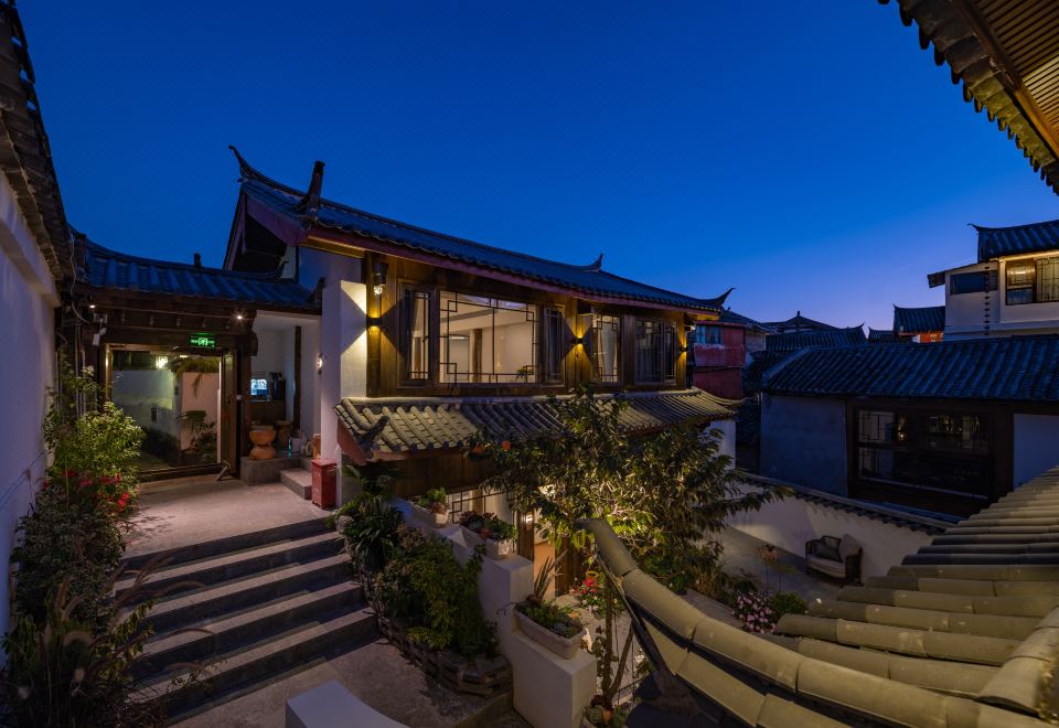 溪畔雅阁·Elegant Retreat by the Creek（丽江古城四方街店）