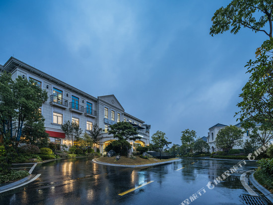安吉缓山铂岭窝窝酒店