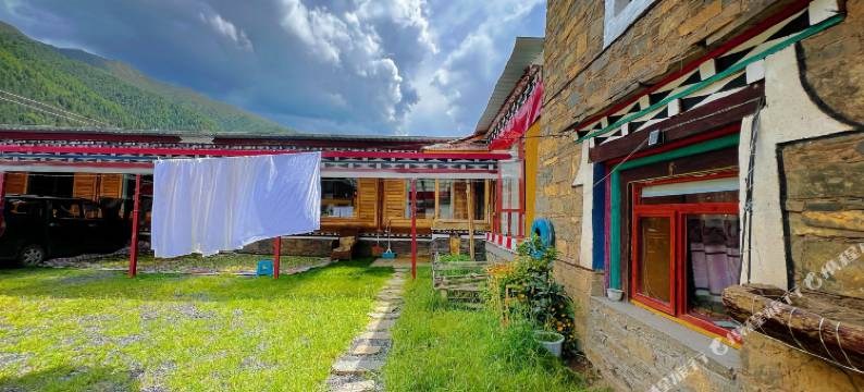 郎甲仓民宿(子梅垭口店)图片