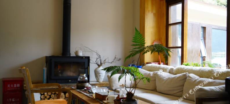 水墨·山野庐图片