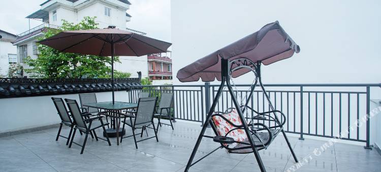 徽澜阁·轻居美宿(婺源弦高西湖凼文旅街区高铁站店)图片