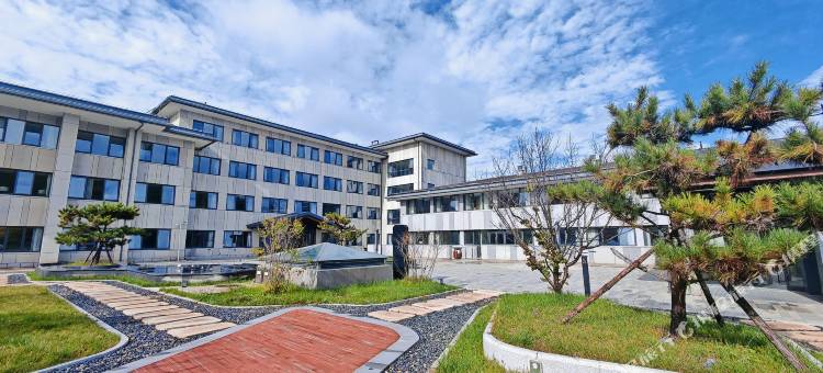 崇礼中侨泰合宫酒店图片