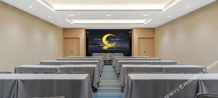 城市便捷酒店(乌鲁木齐头屯河天恒基汽车城店)图片