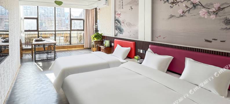 如家旗下华驿精选酒店(长白山西景区旅游服务中心店)图片