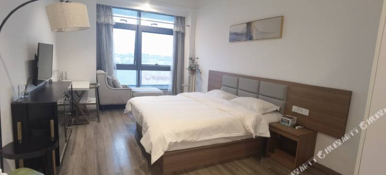 衢州依家公寓(高铁站万达广场店)图片
