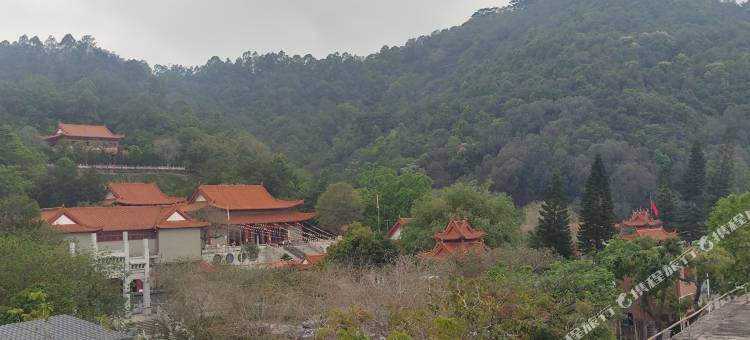 龙居公寓(龙江紫云阁景区店)图片