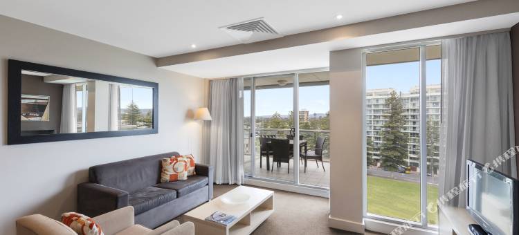 格雷尔广场码头盛橡套房酒店(Oaks Glenelg Plaza Pier Suites)图片